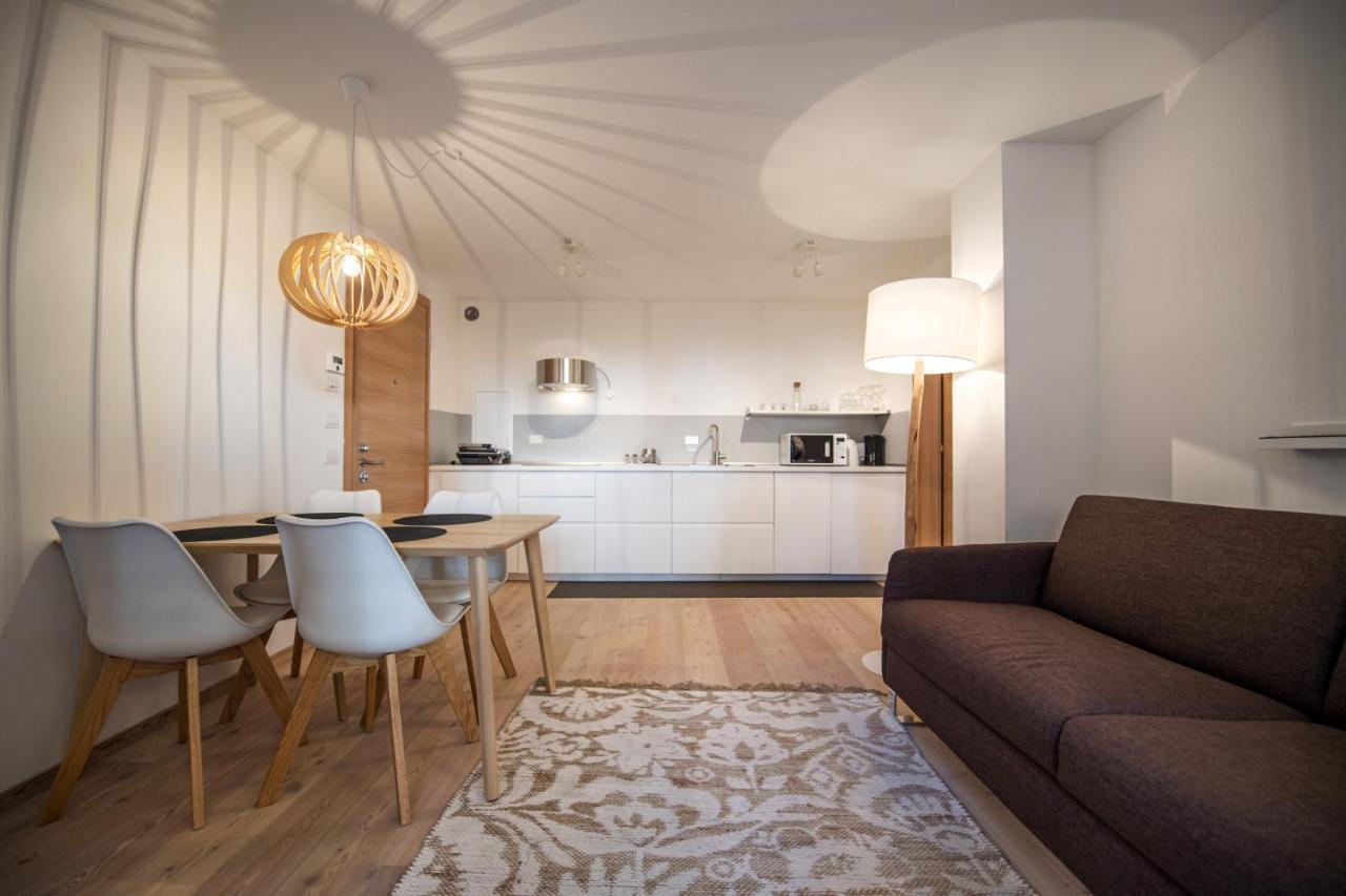 Apartment Lulu เซลวาดีวัลการ์เดนา ภายนอก รูปภาพ